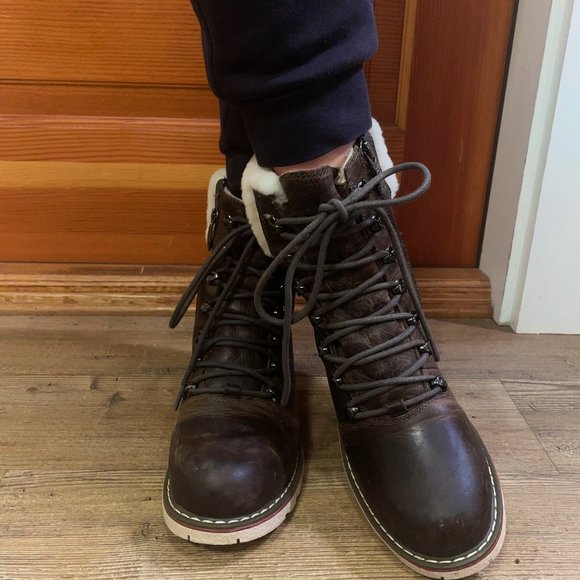 Cambridge Fossil Women's boots - Picture 3 of 5